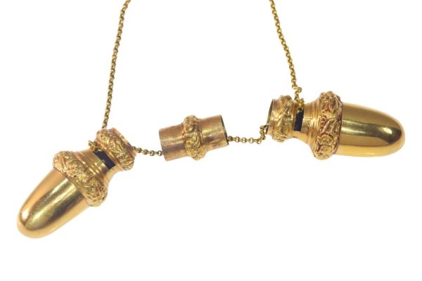 Antique Dutch 18ct Gold Pendant on Chain, Victorian late 19th century gold pendant composed of three interconnected pieces on fixed gold trace chain. Circa 1870