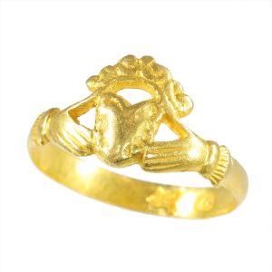 Antique Dutch 17th Century Gold Claddagh Ring, Circa 1670