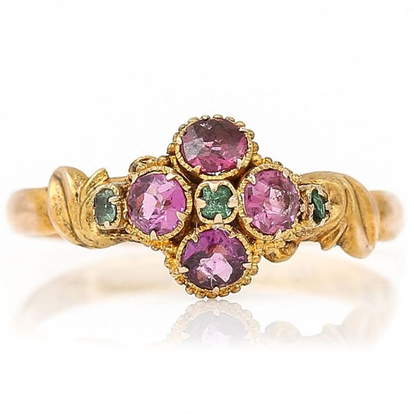 Antique Victorian Garnet and Emerald Cluster Ring in 15ct Gold, Mid 19th century Circa 1867