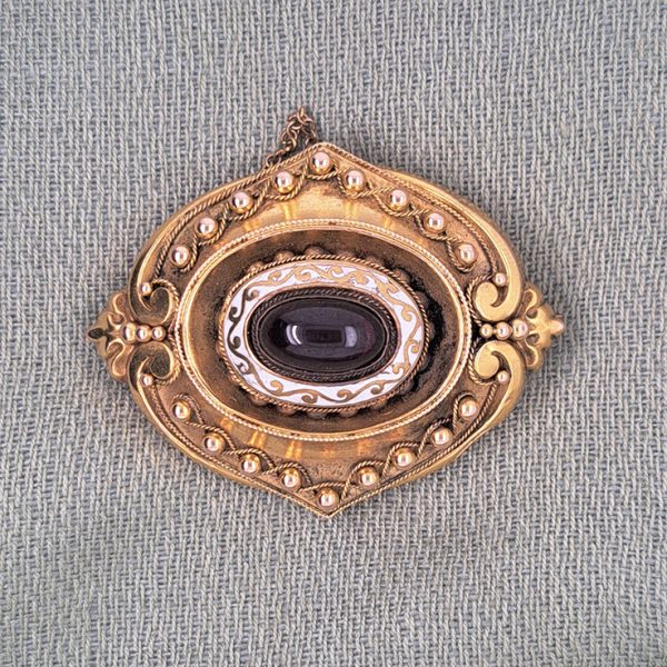 Victorian Antique Cabochon Garnet White Enamel and 18ct Yellow Gold Brooch