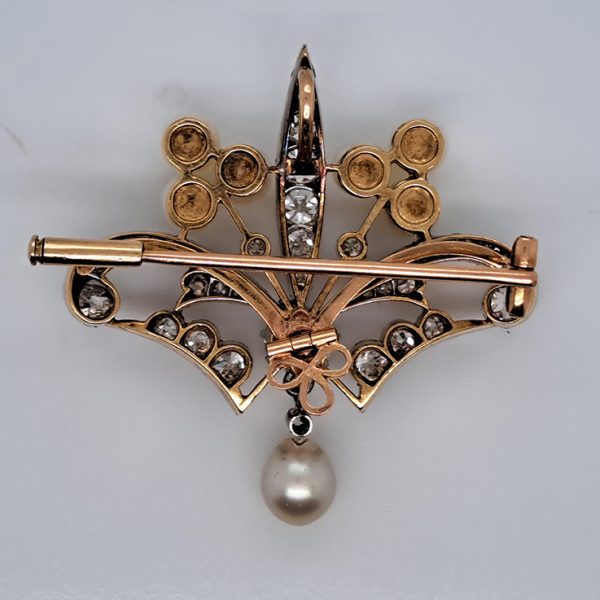 Antique Old Cut Diamond and Pearl Pendant Brooch of trefoil design