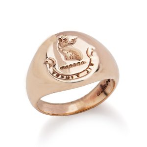 Vintage Signet Ring In 9 Carat Yellow Gold  Showing A Wolf’s Head and Latin Phrase