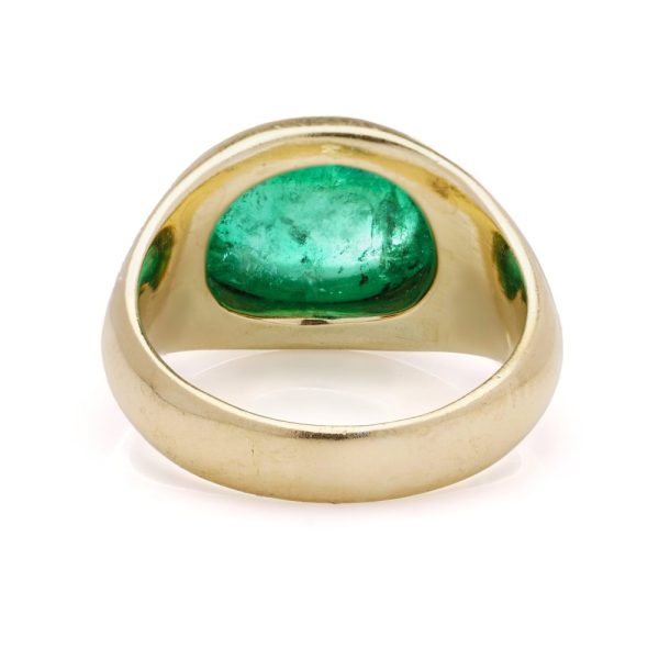 Vintage emerald dome ring set in gold.