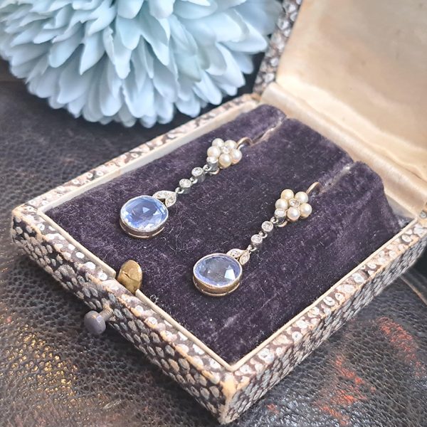 Edwardian Belle Epoque Antique Cornflower Ceylon Sapphire Natural Pearl and Diamond Drop Earrings in Platinum
