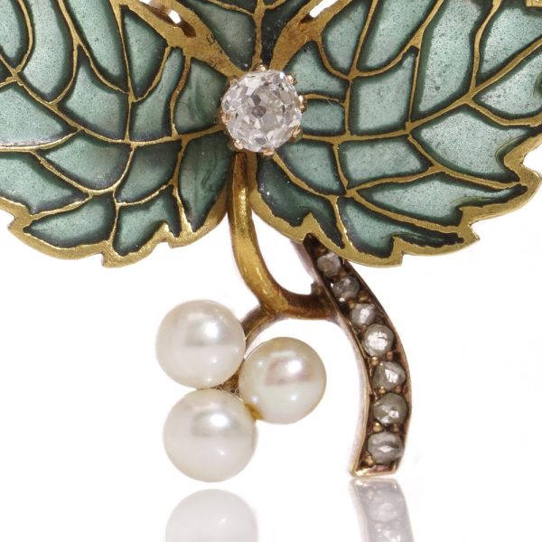 Green plique-a-jour enamel gold leaf brooch with diamonds and pearls.