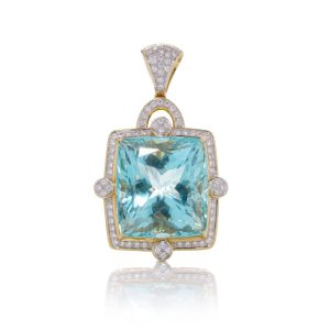Gold pendant with aquamarine and diamonds.