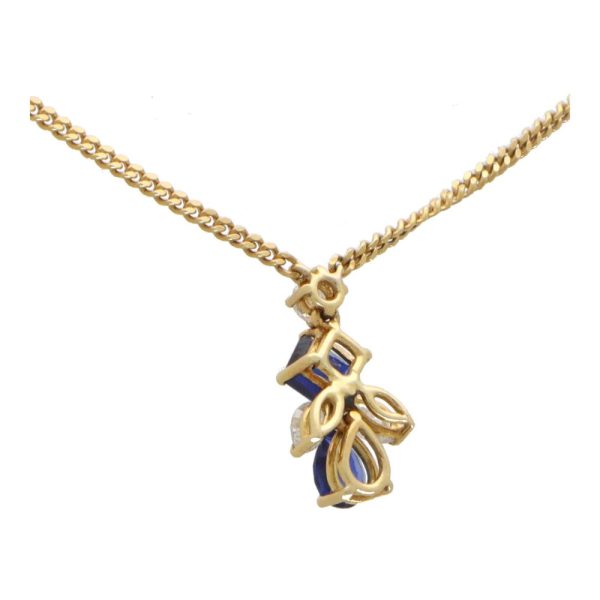 Sapphire and diamond pendant in 18 carat yellow gold
