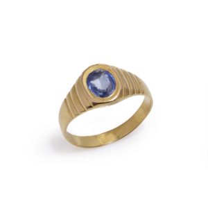 Unisex 0.75ct Oval Sapphire and 22ct Yellow Gold Ring