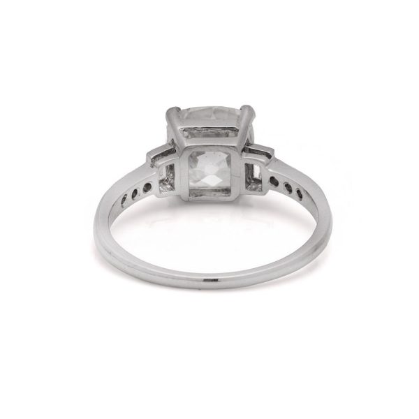 Back of ring cushion cut
