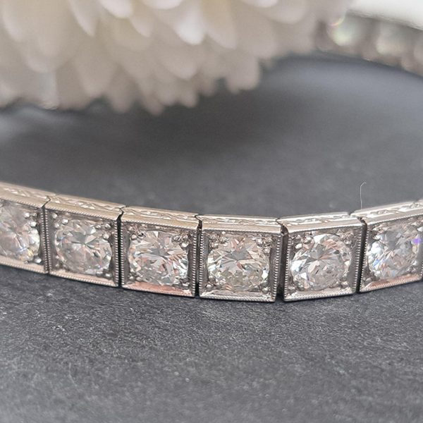 Diamond Line Bracelet in 18ct White Gold, 7 carat total