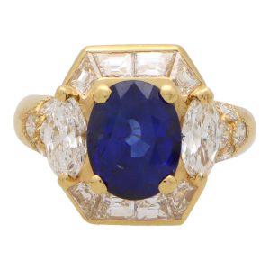 Vintage Givenchy GIA Certified 3.70 Carat Sapphire and Diamond Ring In Yellow Gold