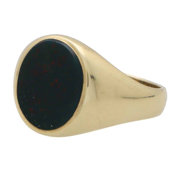 Vintage signet ring set with a bloodstone in gold
