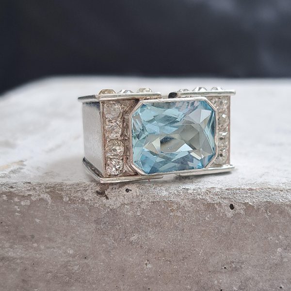 Vintage Retro 8ct Aquamarine and Old Cut Diamond Tank Ring