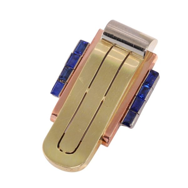 Vintage sapphire clip in tri-colour gold.