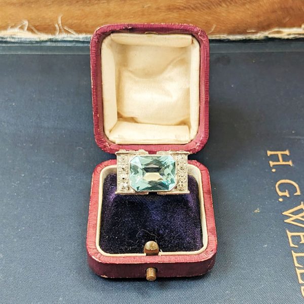 Vintage Retro 8ct Aquamarine and Old Cut Diamond Tank Ring