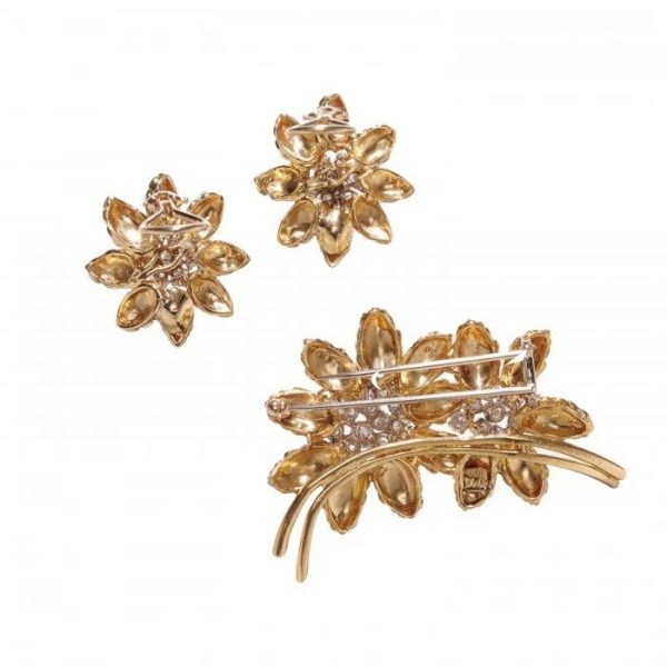 Vintage Van Cleef and Arpels Diamond and Gold Flower Brooch Earrings Suite Circa 1960