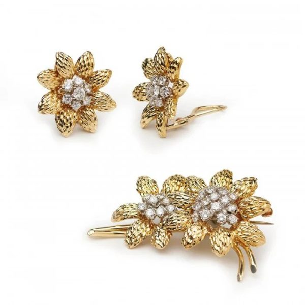 Vintage Van Cleef and Arpels Diamond and Gold Flower Brooch Earrings Suite Circa 1960