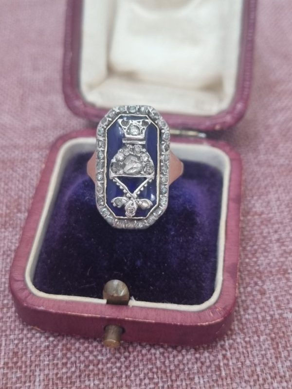 Antique Georgian diamond and enamel urn ring Plaque