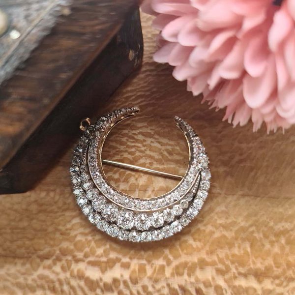 Victorian Antique 5.50ct Old Mine Cut Diamond Crescent Moon Brooch