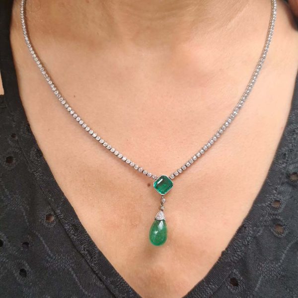 Art Deco 8ct Pear Teardrop Cabochon Emerald Pendant and Diamond Long Line Necklace in Platinum