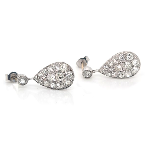 Antique 3.5ct Old Mine Cut Diamond Cluster Drop Earrings in platinum. Circa 1910