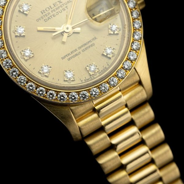 Rolex Lady Datejust 69138 Watch with Factory Set Diamond Bezel, 18ct yellow gold 26mm case champagne dial factory set diamond dot hour markers