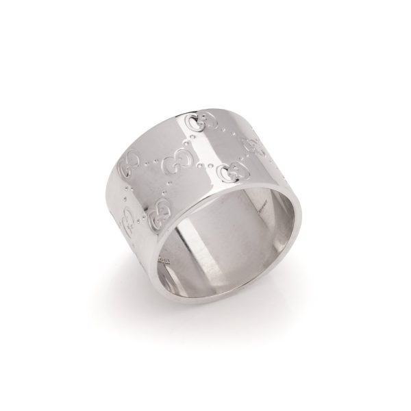 Extra wide band ring in white gold.