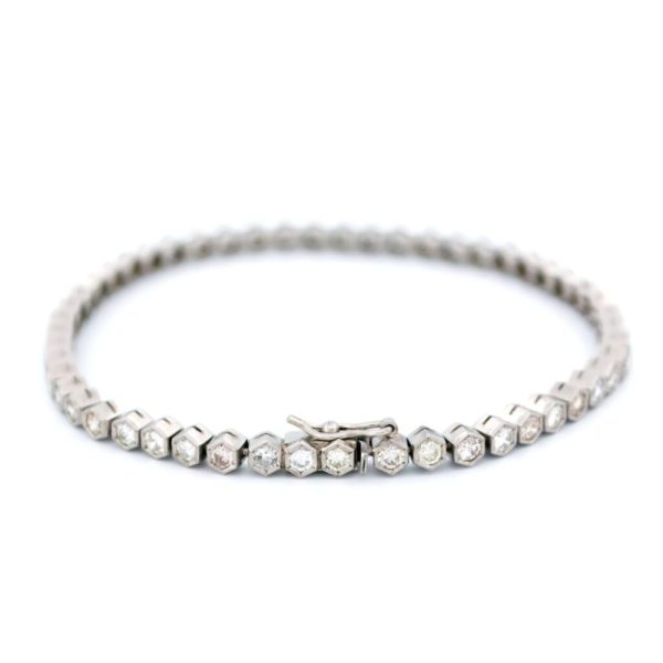 Diamond tennis bracelet in platinum.