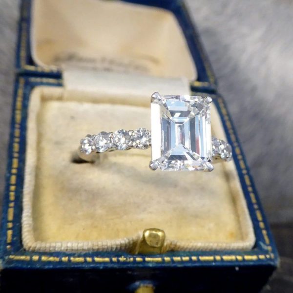 2.60 carat diamond solitaire ring in platinum.