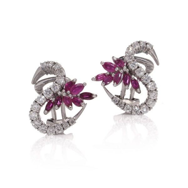 Diamond and ruby earrings in white gold.