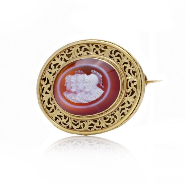 Victorian gold agate cameo brooch.
