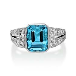 Aquamarine Ring with Split Diamond Shoulders