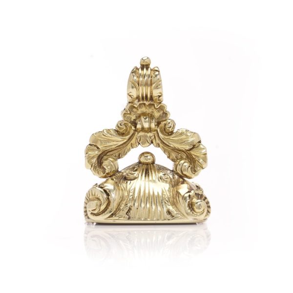 Antique gold seal with carved sardonyx.