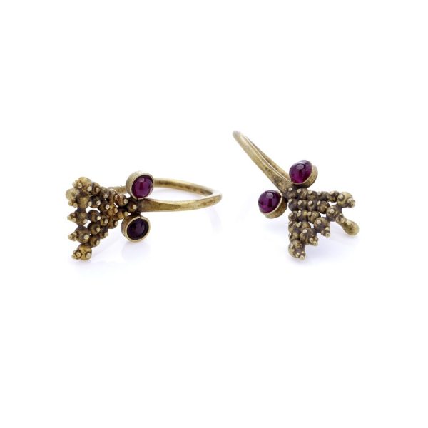 Ancient Roman empire 3-rd century gold earrings with rubies. 
