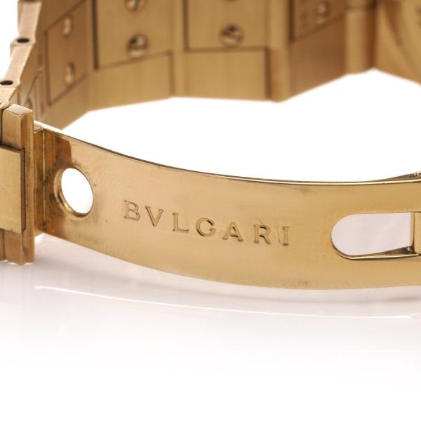 Bvlgari Diagono CH35G 18ct Yellow Gold Watch, black dial with Arabic and index hour markers, three chronograph three sub-dials for 60 seconds, 30 minutes, and 12 hours