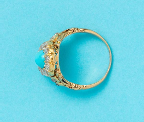 Antique 18ct yellow gold cluster ring with oval turquoise cabochon and old cut diamonds