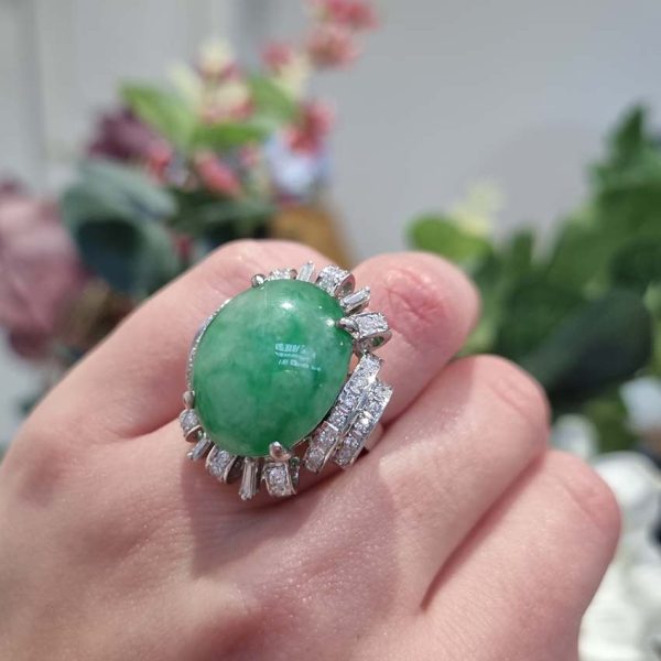 Vintage 23ct Natural Jadeite Jade and Diamond Cluster Ring