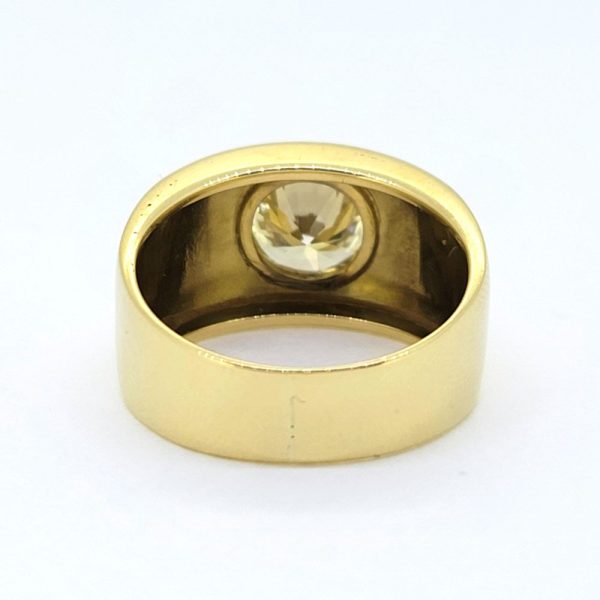 2.80ct Yellow Diamond Solitaire Gold Band Ring, wide 18ct yellow gold band ring with a central bezel set 2.80 carat diamond