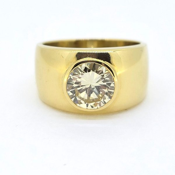 2.80ct Yellow Diamond Solitaire Gold Band Ring, wide 18ct yellow gold band ring with a central bezel set 2.80 carat diamond