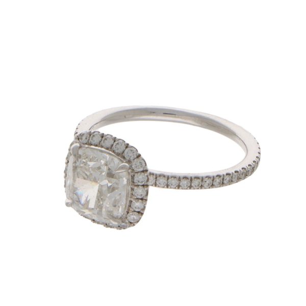 Diamond cluster ring in platinum.