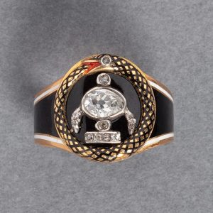 Antique Georgian 18ct yellow gold mourning ring with diamond and enamel