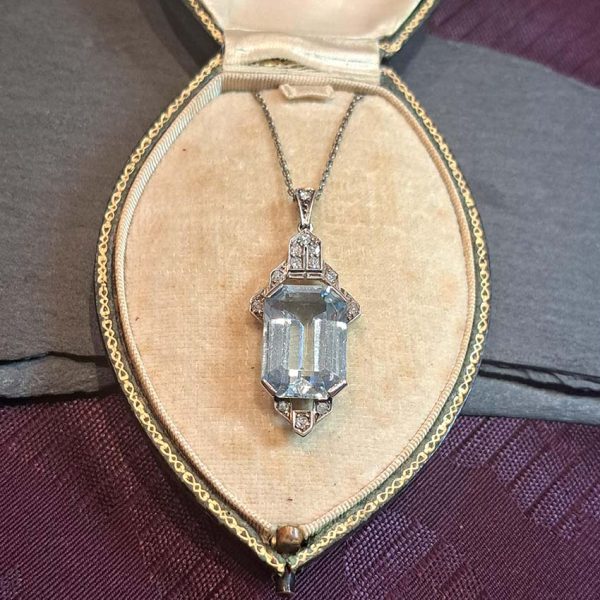 Antique Vintage Art Deco 10.47ct Emerald Step Cut Aquamarine and Diamond Pendant Necklace