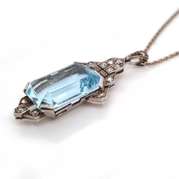 Antique Vintage Art Deco 10.47ct Emerald Step Cut Aquamarine and Diamond Pendant Necklace