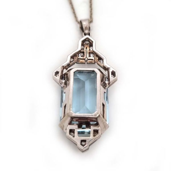 Antique Vintage Art Deco 10.47ct Emerald Step Cut Aquamarine and Diamond Pendant Necklace
