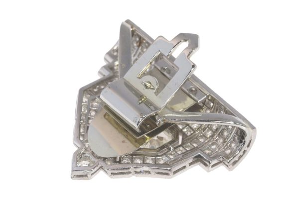 Art Deco platinum jewellery clip with old cut diamonds.