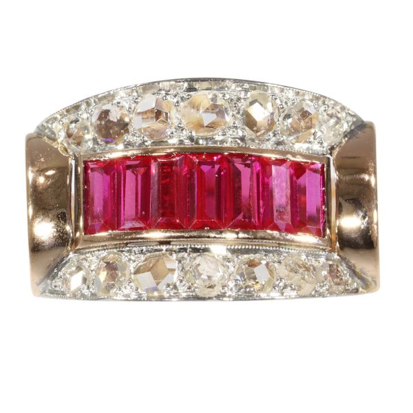 Vintage ruby and diamond ring in rose gold.
