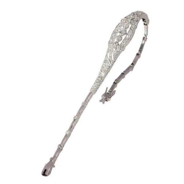 Diamond bracelet in white gold