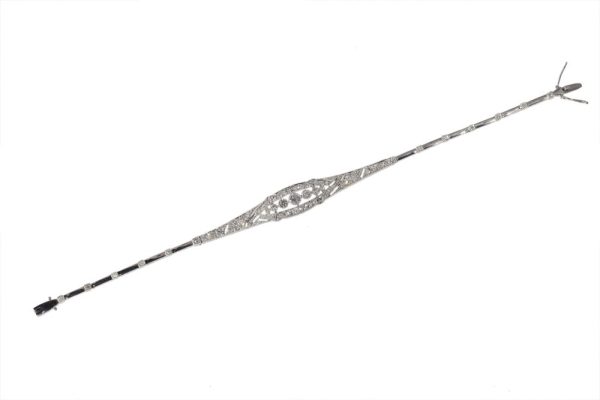 Diamond bracelet in white gold
