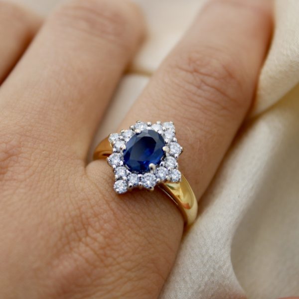 Vintage 18ct yellow gold marquise cut sapphire and diamond cluster ring