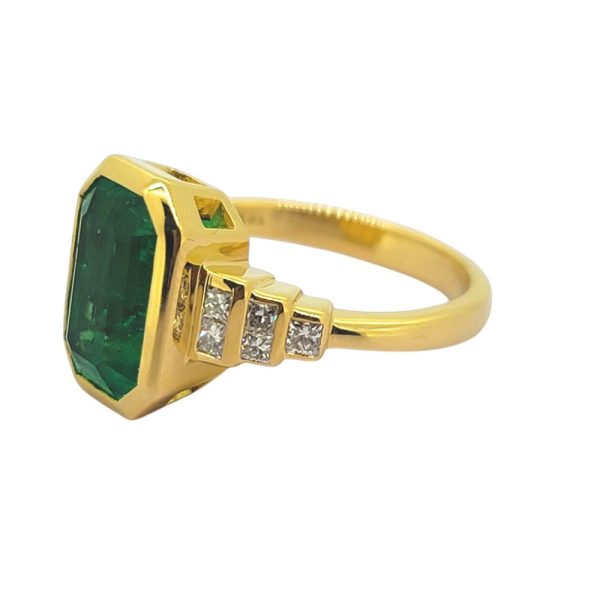 3ct Colombian Emerald and Diamond Ring in Yellow Gold, 3.13ct emerald-cut Colombian with princess-cut diamond stepped shoulders in 18ct yellow gold